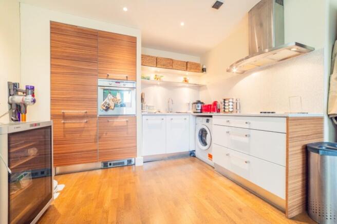 Lrg_Call 02920 454555 to secure your viewing_6 (4)