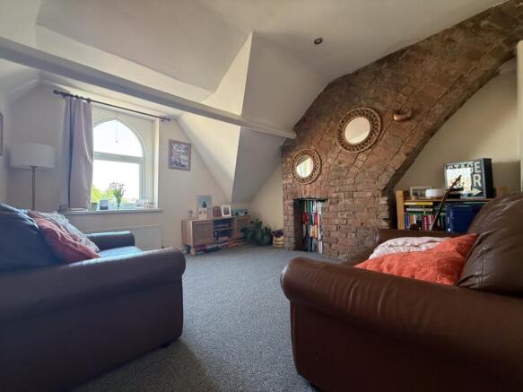 Call 02920 668585 to secure your viewing _5