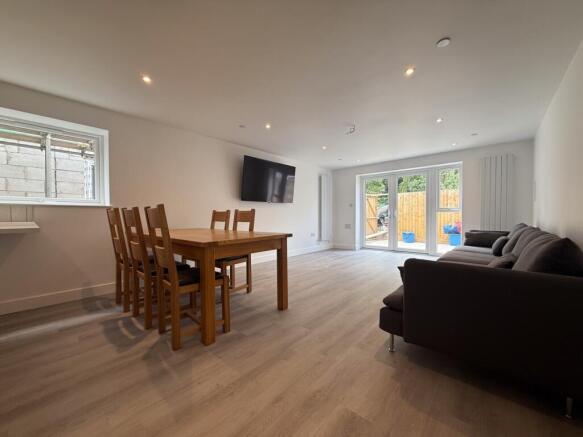 another student property from Award-winning CPS HO
