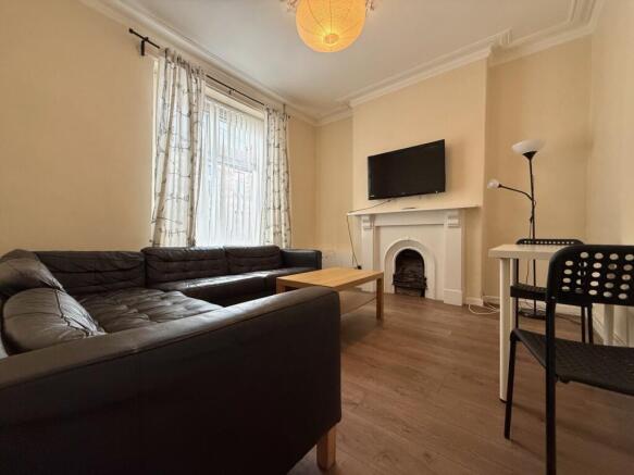 another student property from Award-winning CPS HO