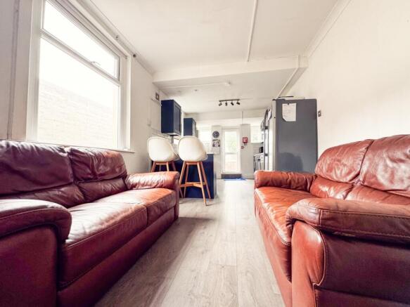 another student property from Award winning CPS HO