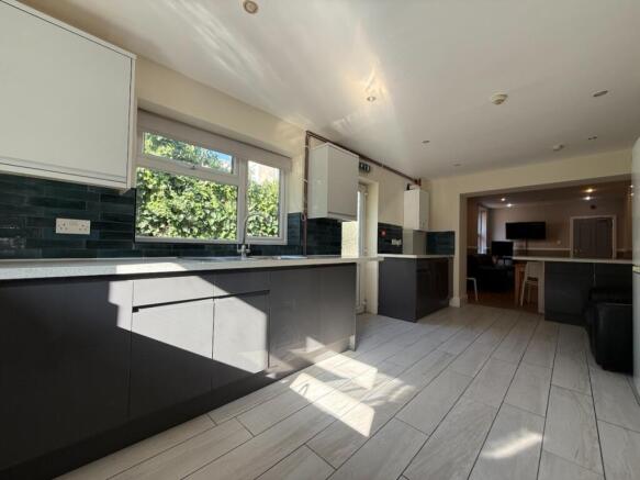 another student property from Award winning CPS HO