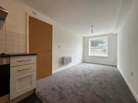 Call 02920 668585 to secure your viewing _5