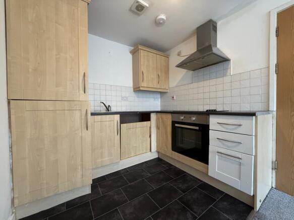 Call 02920 668585 to secure your viewing _6