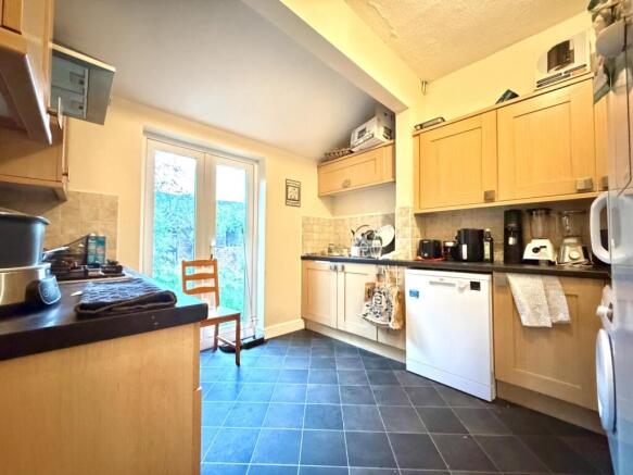 Call 02920 668585 to secure your viewing _9