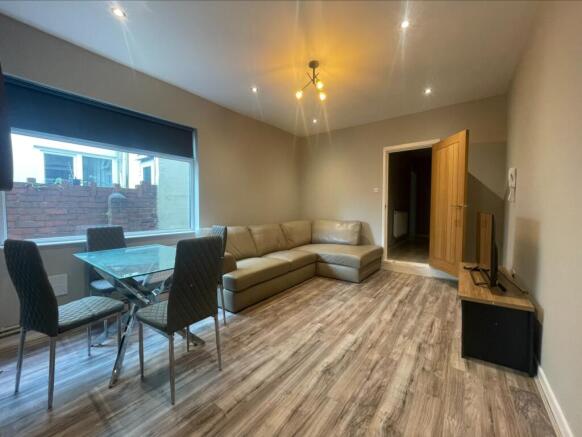 processed-2F04AE48-010C-4A5C-B16C-084555BC9506-309