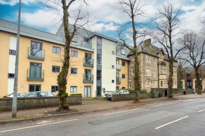 Call 02920 454555 to secure your viewing_15