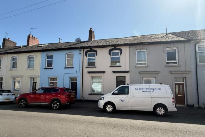 Call 02920 454555 to secure your viewing_13