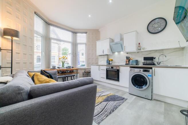 Award-winning Media team on EVERY Listing_1