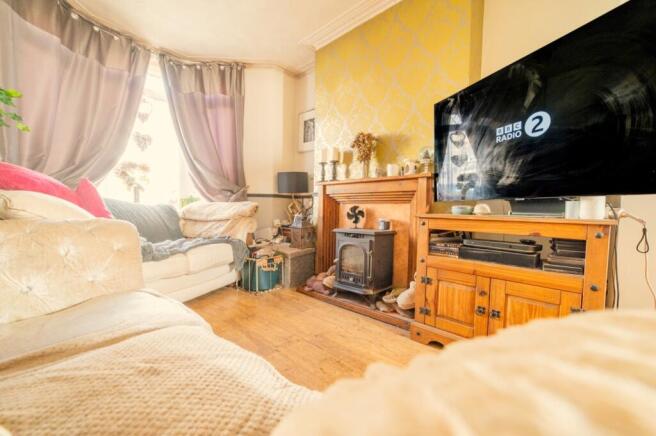 Call 02920 454555 to secure your viewing_12