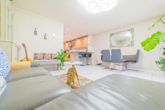 Award-winning Media team on EVERY Listing_5