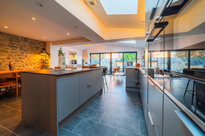 Award-winning Media team on EVERY Listing_2