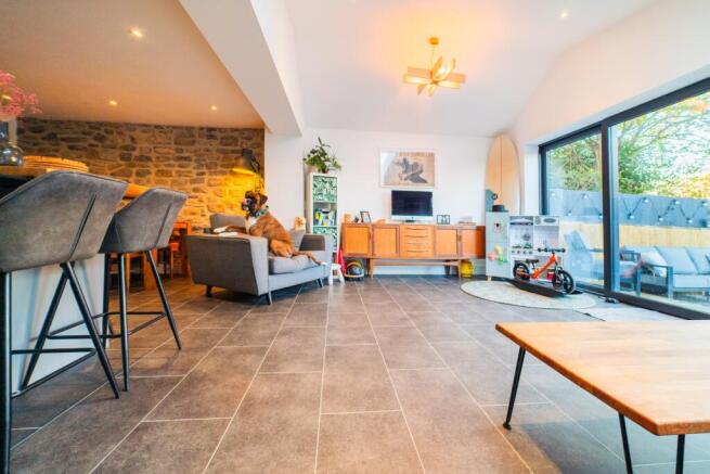 Award-winning Media team on EVERY Listing_3