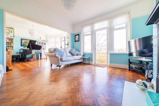 Award-winning Media team on EVERY Listing_9