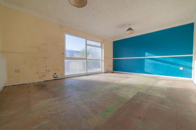 Call 02920 454555 to secure your viewing_3