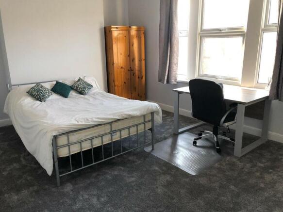 6 Maple bed 3.jpg