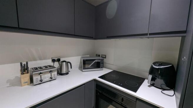 PXL_20250305_181042197