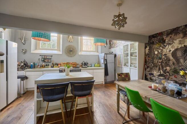 Kitchen/Dining