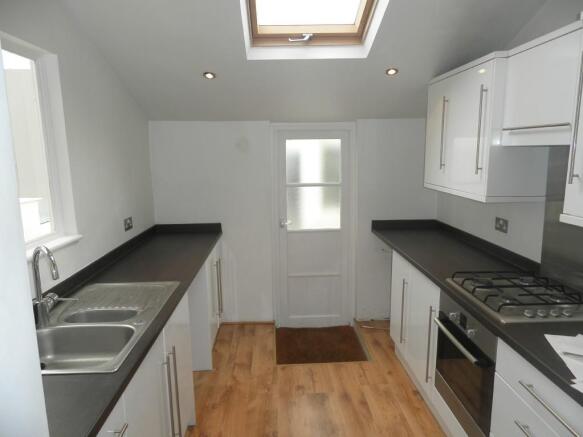 KITCHEN 1