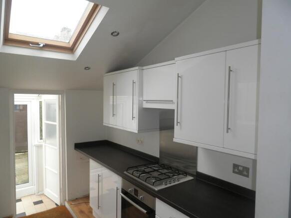 KITCHEN 2