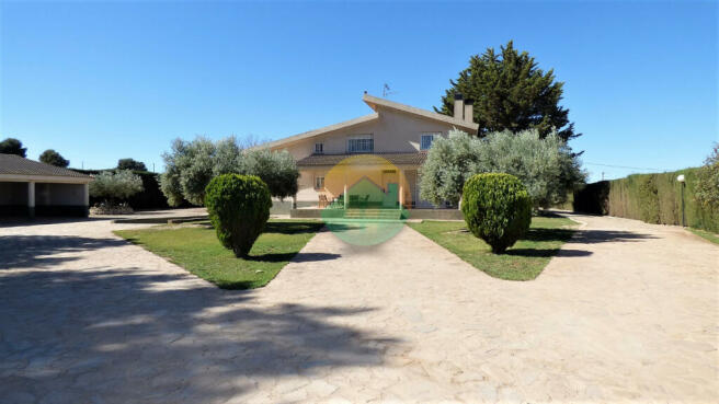 5 Bedroom Country House For Sale-PURIAS02-1