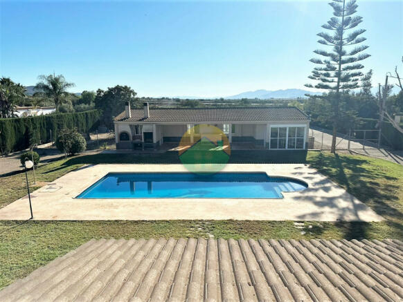 5 Bedroom Country House For Sale-PURIAS02-3