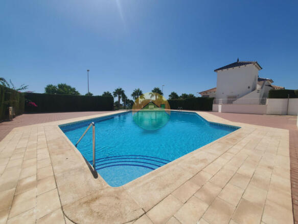 3 Bedroom Semi-Detached For Sale-ISLA58-3