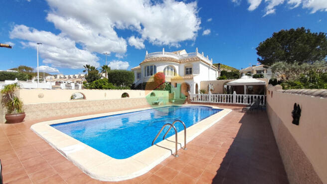 5 Bedroom Detached For Sale-NED606i-1