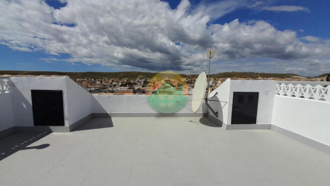 2 Bedroom Terraced For Sale-CLAD421-3