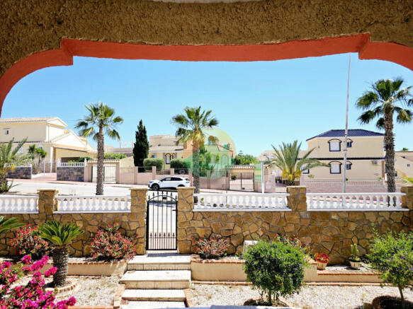 3 Bedroom Detached For Sale-NEB607-2