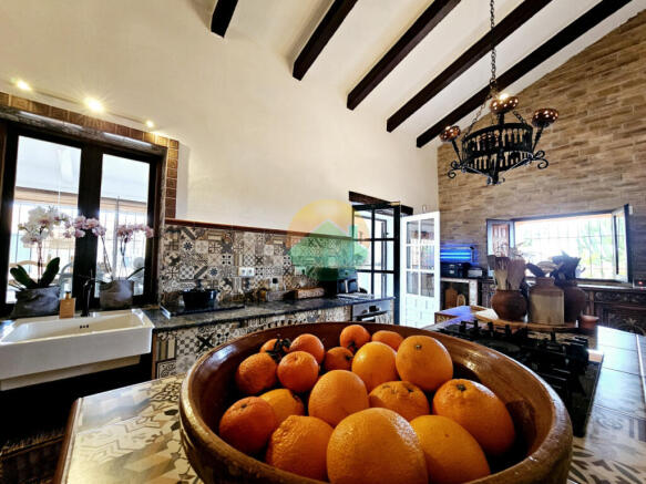 6 Bedroom Country House For Sale-LCAN08-3