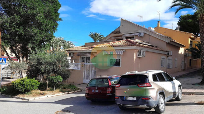 5 Bedroom Detached Villa For Sale-PDM190-2