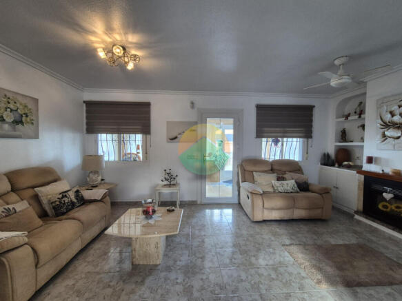 3 Bedroom Detached For Sale-FOA375-3