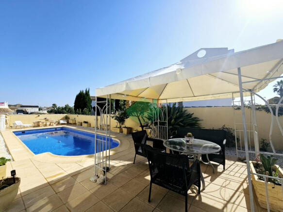 2 Bedroom Detached For Sale-ROD440-2