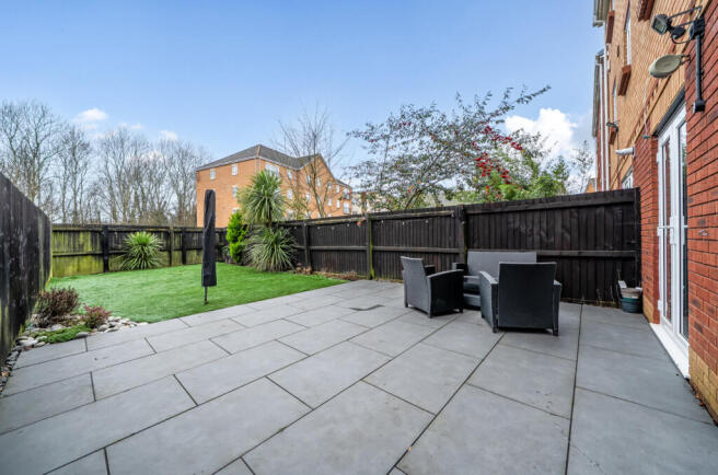 1407636-17-6980c9...