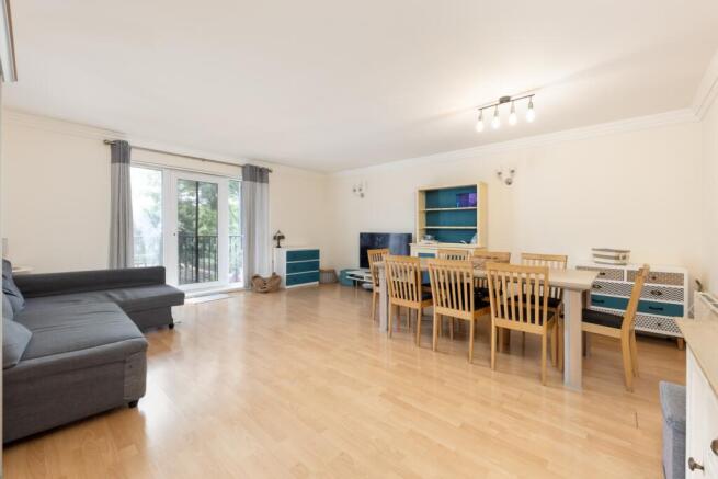 Reception Room (1)