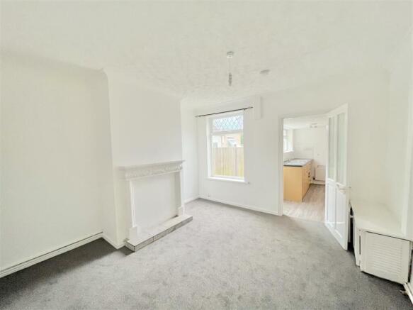 Dining Room.JPG