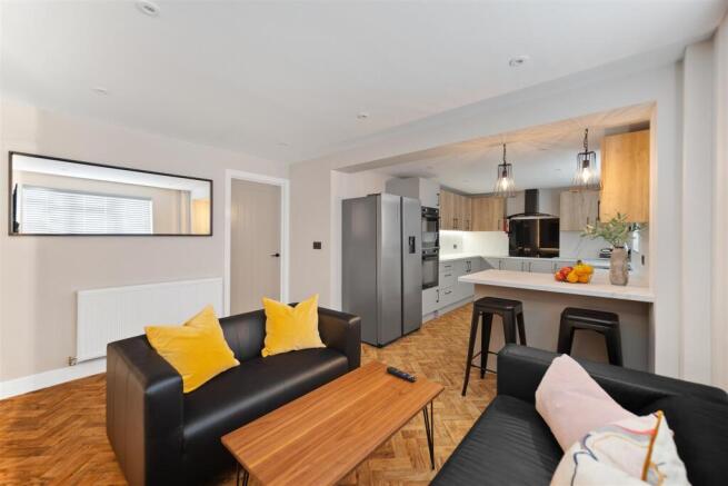 12 Wyvelle Crescent Kitchen 1.jpg