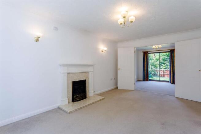 8469499-interior02-800.jpg