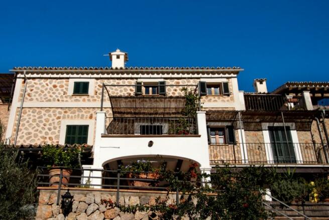 3 Bedroom Detached House For Sale In Deià Mallorca - 