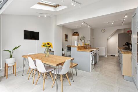 Fairlight Road, London, SW17