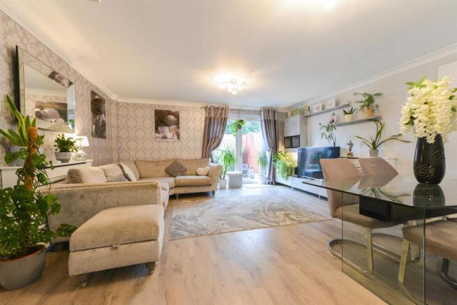 Cronin Close, Larkfield4.jpg