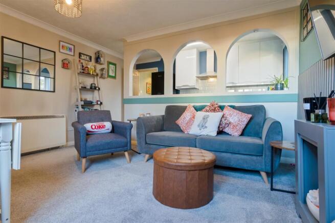 Warnett Court, Snodland3.jpg