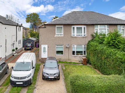 44 Ardmay Crescent, Kings Park , Glasgow, G44