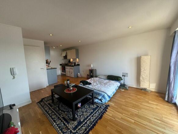 Lounge 1
