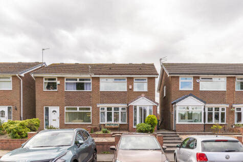 Lindale Avenue, Oldham, OL9 9DW