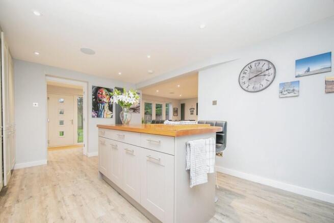Kitchen 4