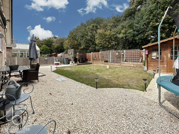 20250902_13343828...