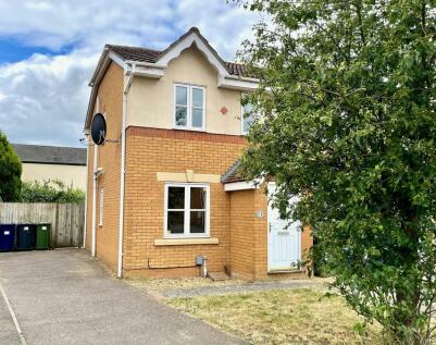 Huntingdon - 2 bedroom end of terrace house for sale