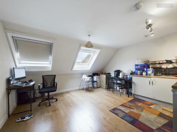 Kitchen/Living Area